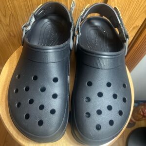 CROCS Classic Black Men’s Slip-On Clogs with Heel Strap